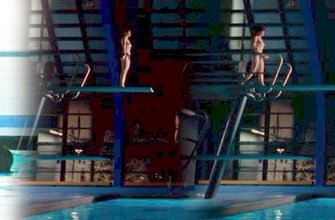 Зои Дешанель