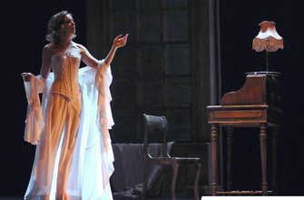 Анна Тараторкина